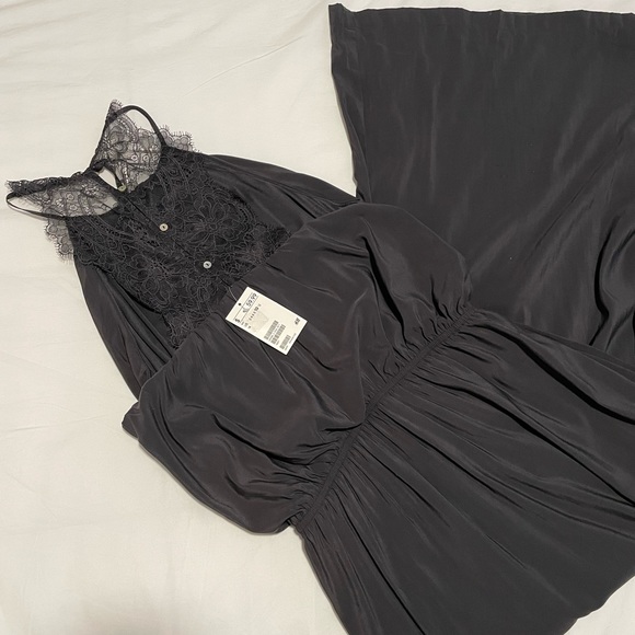 H&M Dresses & Skirts - NEW H&M charcoal black Maxi Dress with lace back